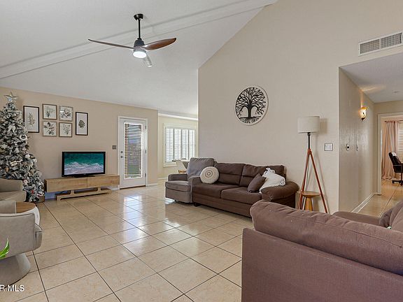 3rd image of 1281 Amber Morgan Dr