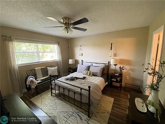 5th image of 8460 Sunrise Lakes Blvd APT 310