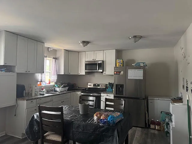 109 Caesars Ln #E — Photo 12