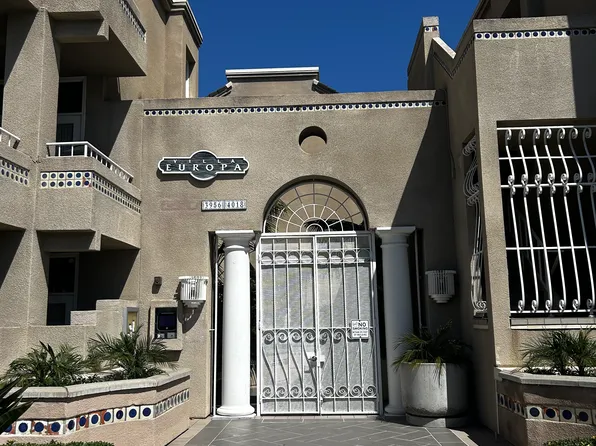 3956 Nobel Dr, San Diego, CA