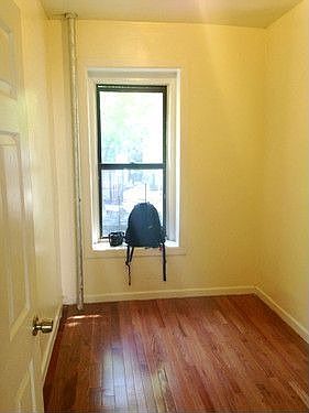 3rd image of 538 W 156th St