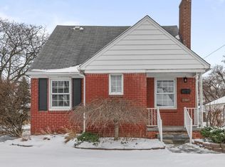 2343 17th St, Wyandotte, MI 48192