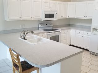 3565 Redlich Dr, Decatur, IL 62521