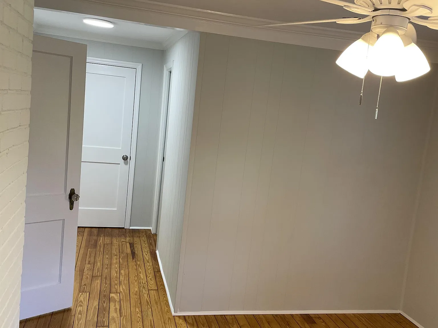 2313 East 40th Street - 1 — Photo 3