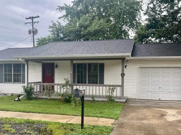 625 S 8th St, Mitchell, IN 47446