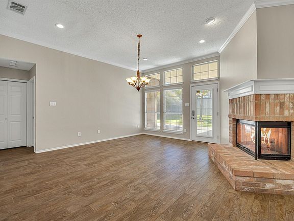 5th image of 12 Harper Dr
