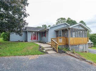 541 S State Road 335 Hwy, Pekin, IN 47165