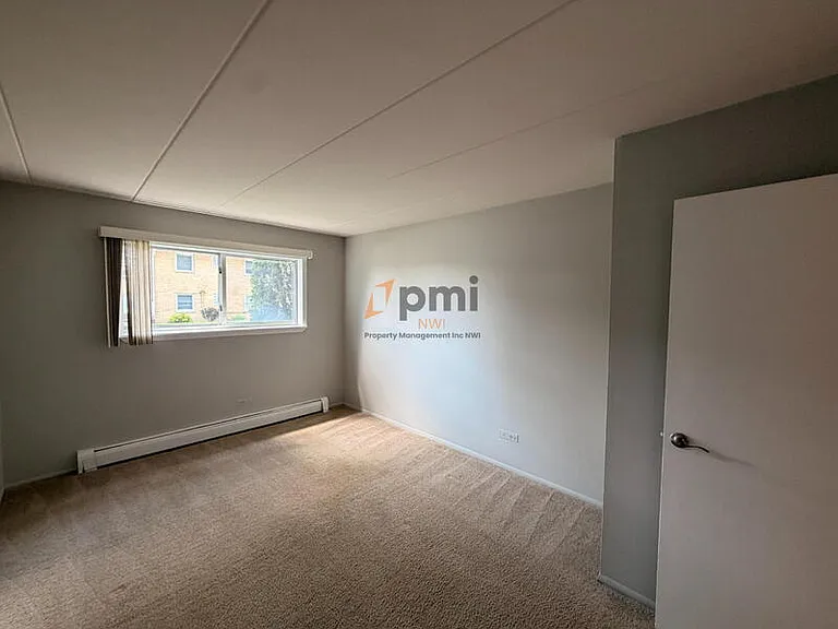 111 Harrington Ave #11 — Photo 8