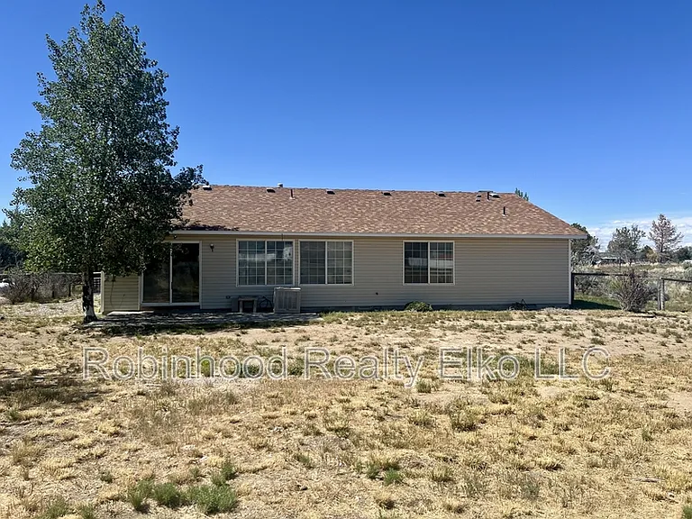 132 Flora Pl — Photo 31