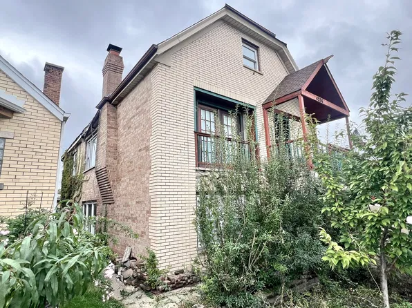 4256 N Meade Ave, Chicago, IL 60634