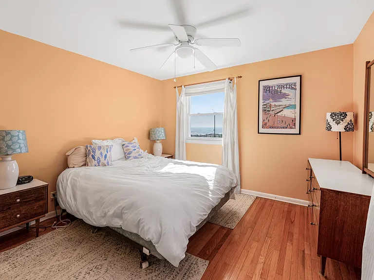 108 S Newark Ave — Photo 16