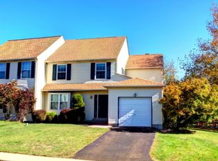 2404 Cambridge Cir, Hatfield, PA 19440
