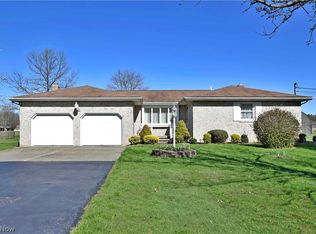 5584 Pierce Rd NW, Warren, OH 44481