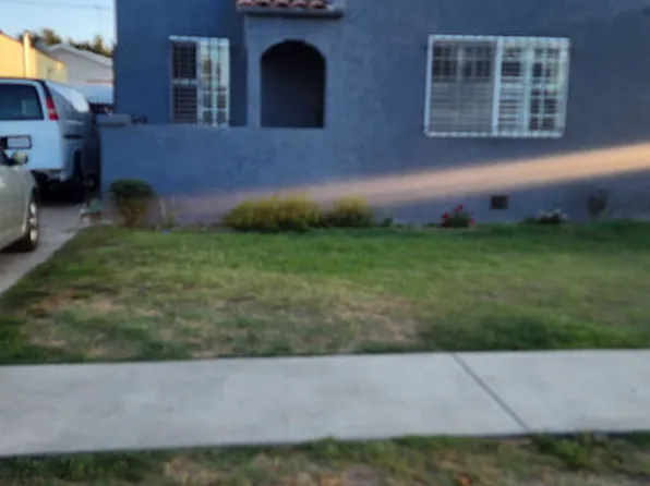 742 E 84th Pl, Los Angeles, CA 90001