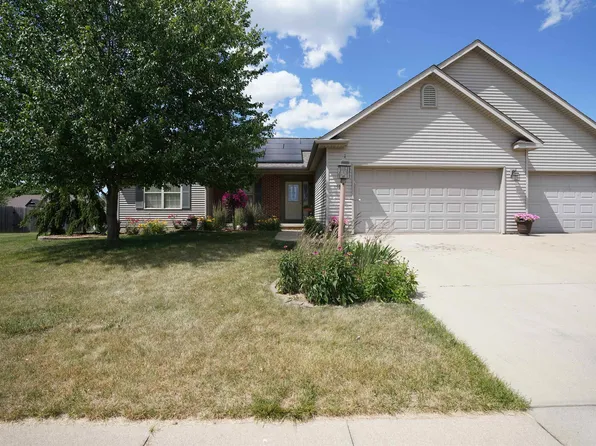 1201 W Harborway Dr, Chillicothe, IL 61523