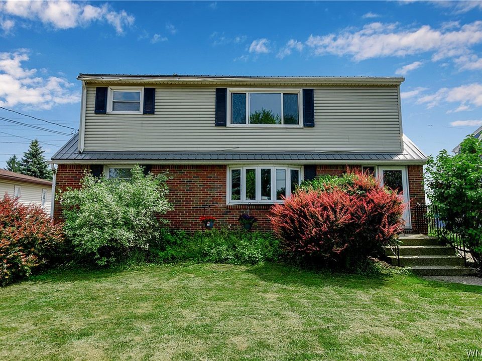 1st image of 121 Smith Dr