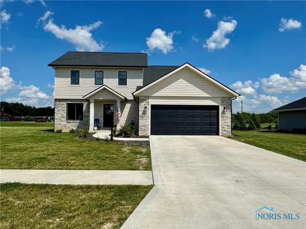 1825 Langlan Dr, Defiance, OH 43512