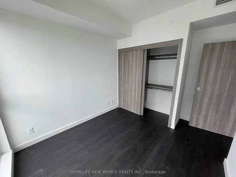 27 McMahon Dr #3001 — Photo 11