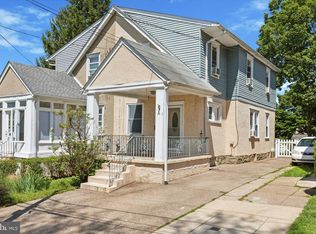 142 Eachus Ave, Bryn Mawr, PA 19010