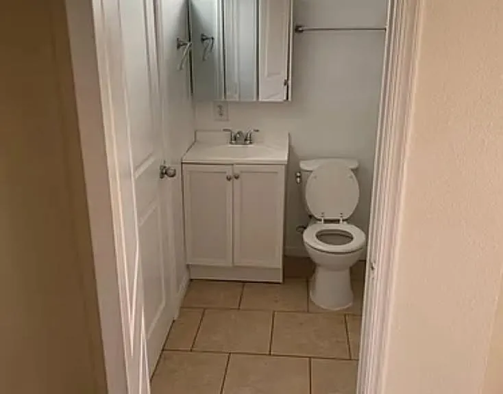 439 N Mountain View Ave — Photo 5