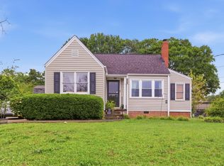 106 Lenore Ave, Greenville, SC 29617