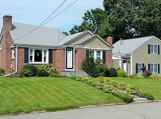 99 Osceola Ave, Warwick, RI 02888