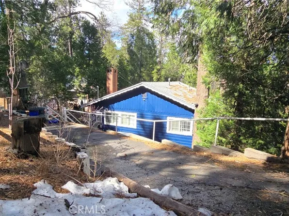 24032 Alpine Dr, Crestline, CA 92325