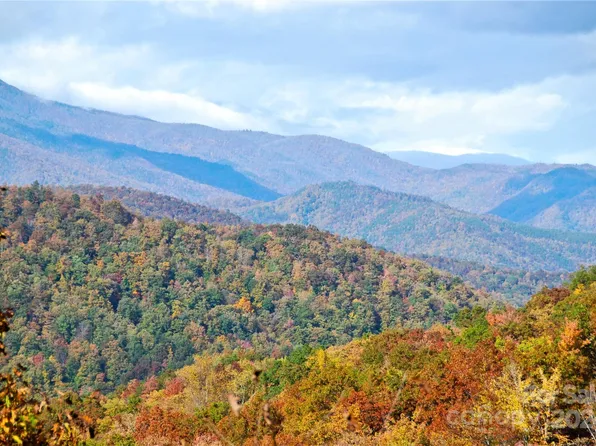 1200 Arcadia Falls Way #110, Black Mountain, NC 28711