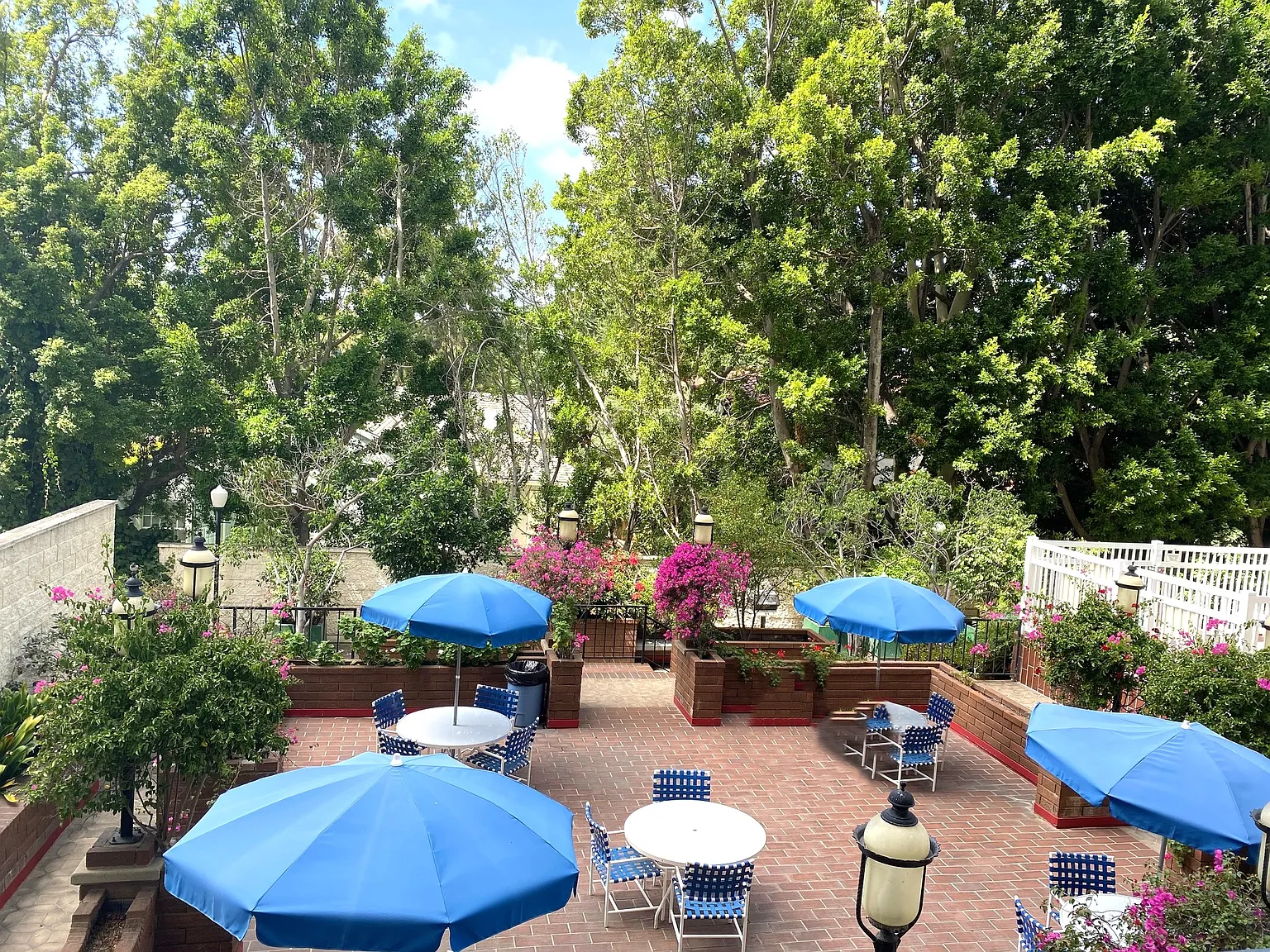 2 bed, 1100 sqft, $4,395 — Photo 4