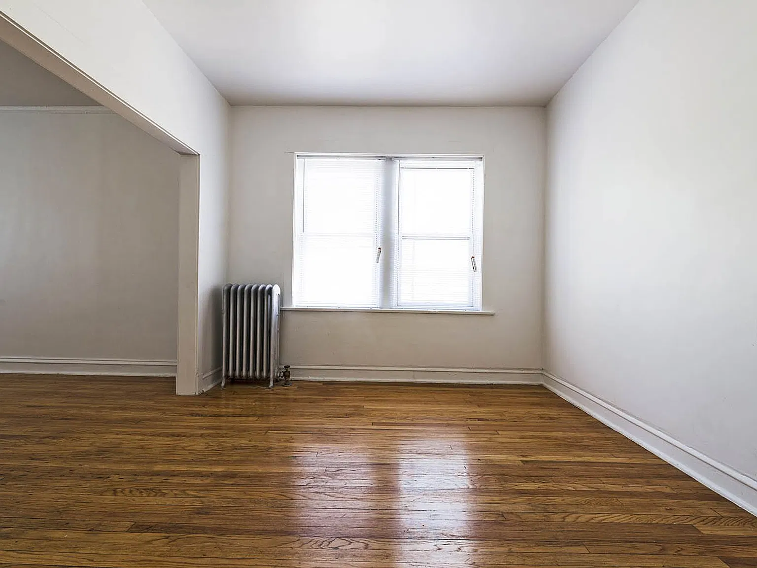 7249 S Blackstone — Photo 3