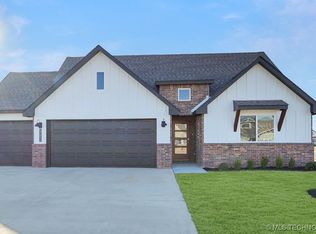 22654 E 106th St S, Broken Arrow, OK 74014