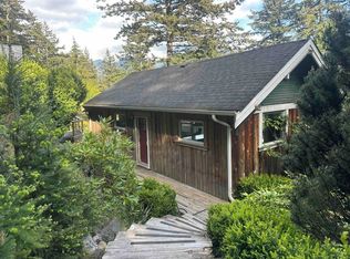 1482 Eagle Cliff Rd, Bowen Island, BC V0N 1G1