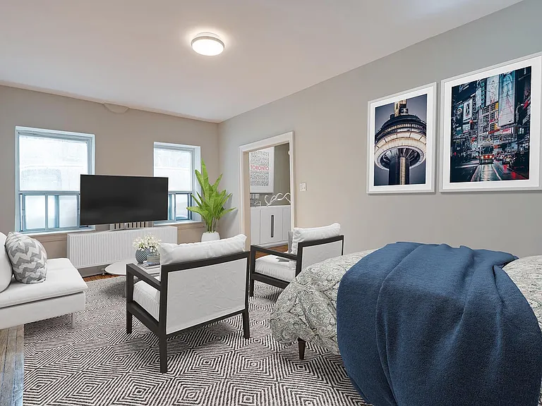 262 Jarvis St — Photo 3
