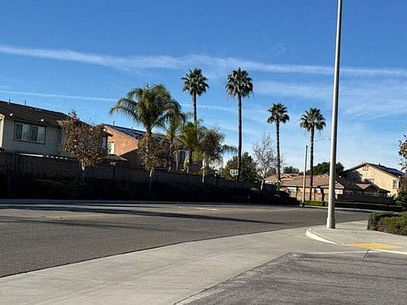 5th image of 30084 Leeward Ct