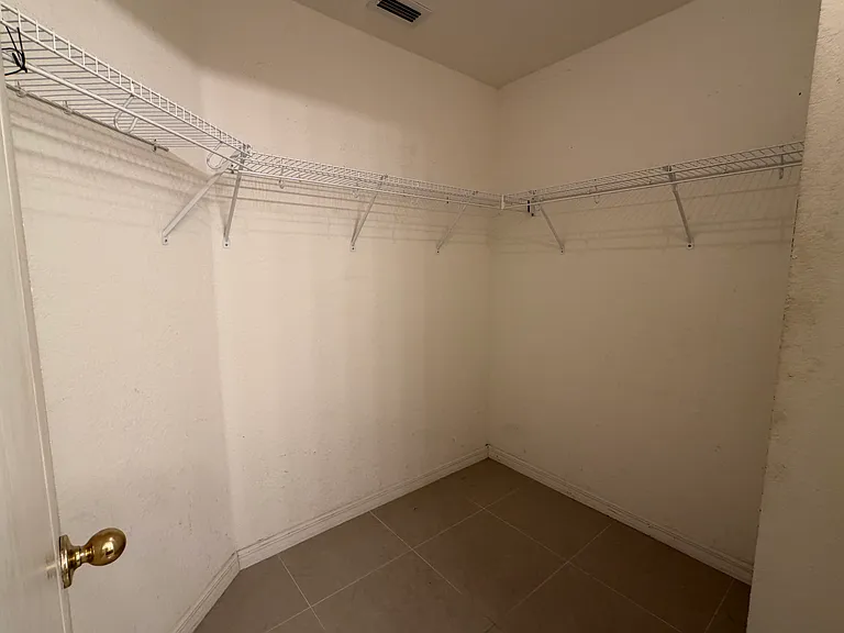 6759 Krenson Oaks Cir — Photo 27