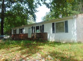 1476 Ky Route 172, Staffordsville, KY 41256