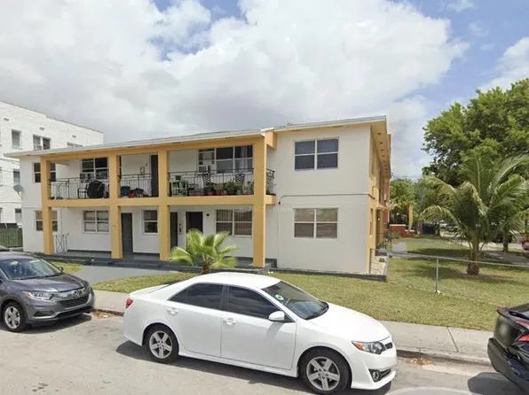 1575 SW 2nd St #1, Miami, FL 33135