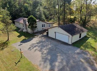 418 Angela Dr, Dale, IN 47523