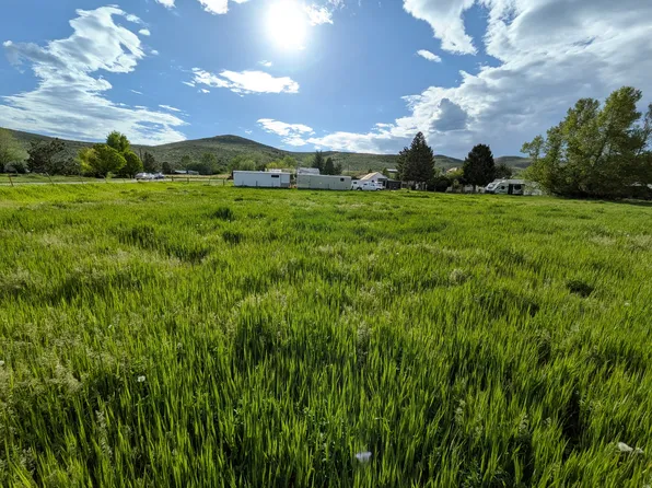 38 South St, Bern, ID 83220