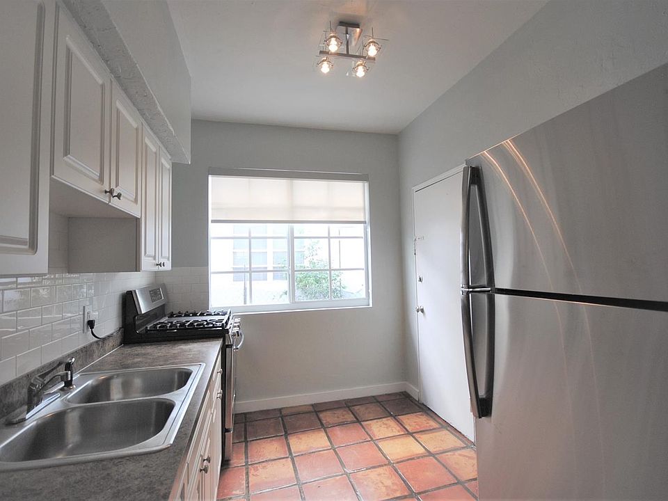 1st image of 948 Meridian Avenue # Second Floor