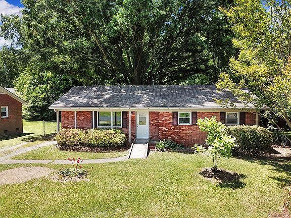 2nd image of 508 Sadie Dr
