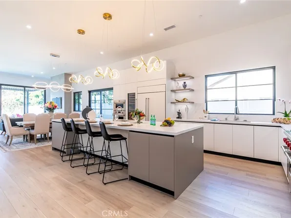 20171 Bayview Ave, Newport Beach, CA 92660