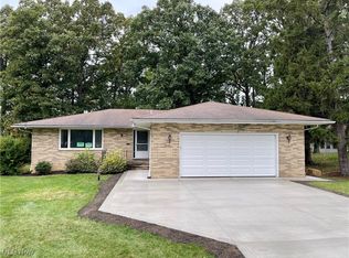 7684 McCreary Rd, Seven Hills, OH 44131