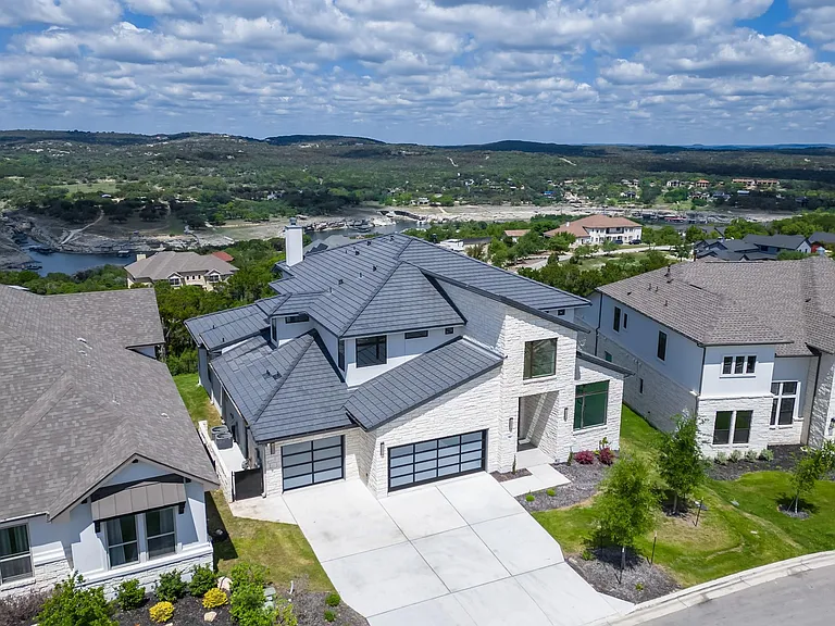 2502 Sunset Vista Cir — Photo 30