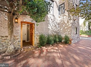 3101 P St NW APT 1, Washington, DC 20007