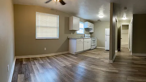 370 Oak Rd #370 Photo 1 370 Oak Rd #370 Photo 1