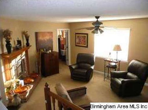 4th image of 1800 Pebble Lake Dr