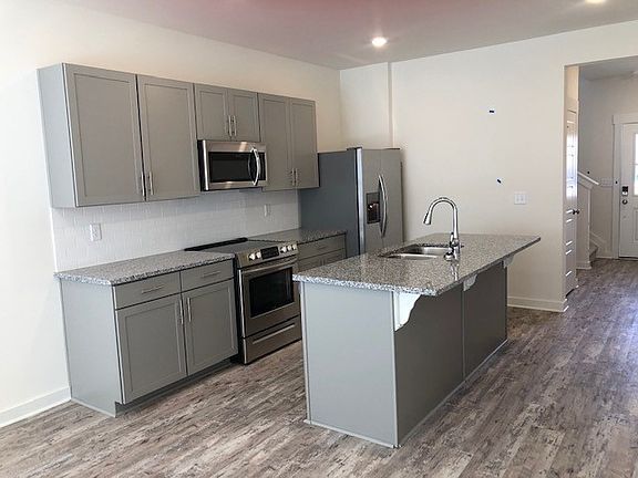 2nd image of 4211 Aragorn Way #40