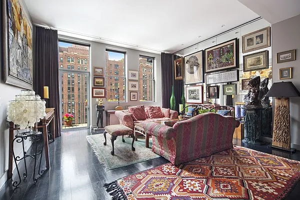 Sold by Compass | media 1