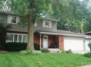 1432 W Buckingham Dr, Peoria, IL